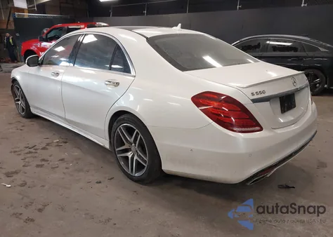 2016 Mercedes-Benz S 550 4Matic z USA, uszkodzony, nr VIN WDDUG8FB1GA207947